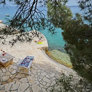  Appartement By The Sea Starigrad Paklenica